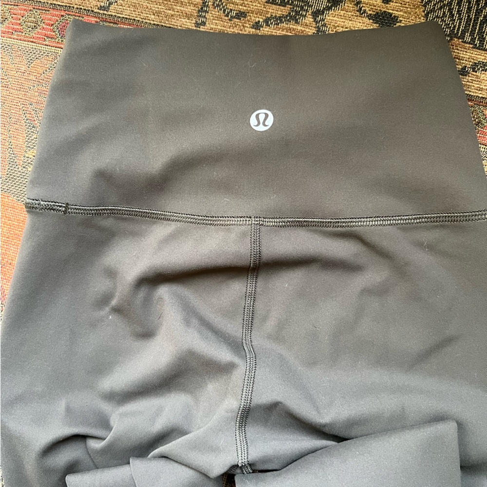 Green lululemon leggings
